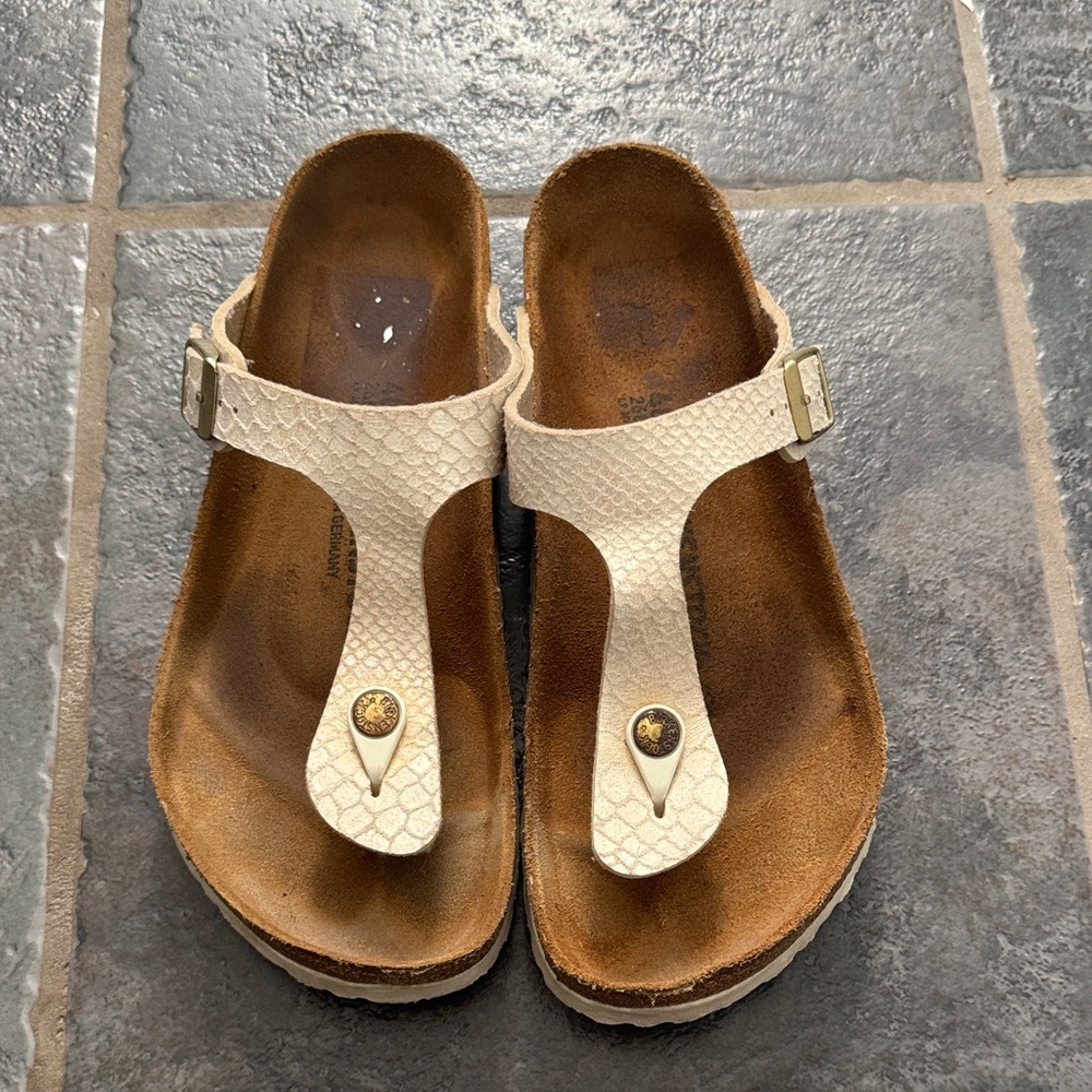 Birkenstock Gizeh sandal